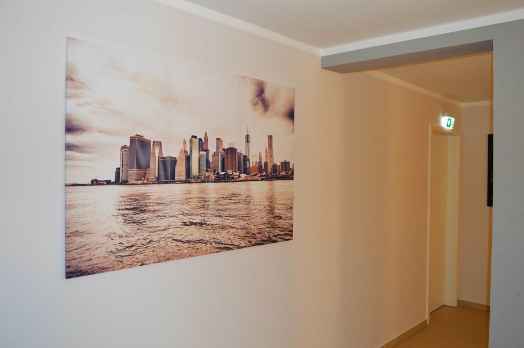 Hotel Jeta Хамбург Екстериор снимка