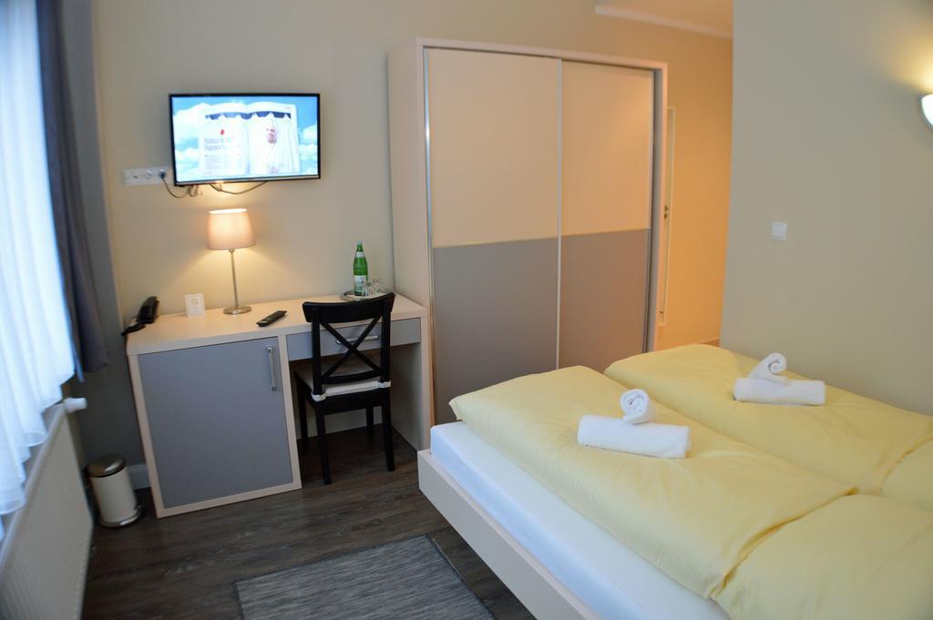 Hotel Jeta Хамбург Екстериор снимка