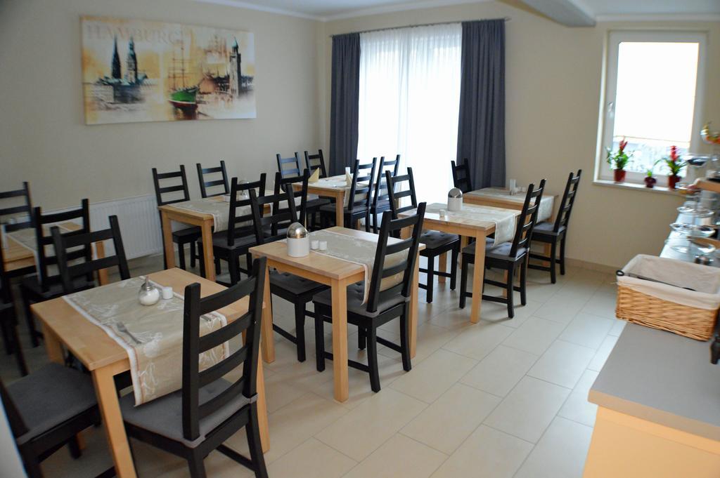 Hotel Jeta Хамбург Екстериор снимка