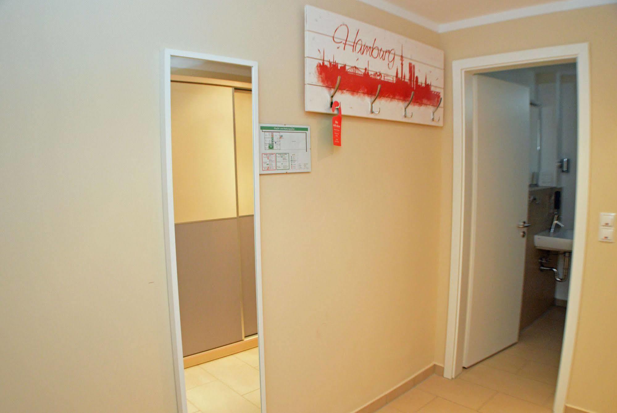 Hotel Jeta Хамбург Екстериор снимка
